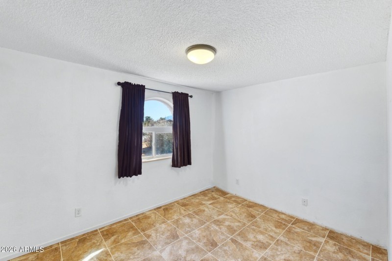 Guest Bedroom1 Apache