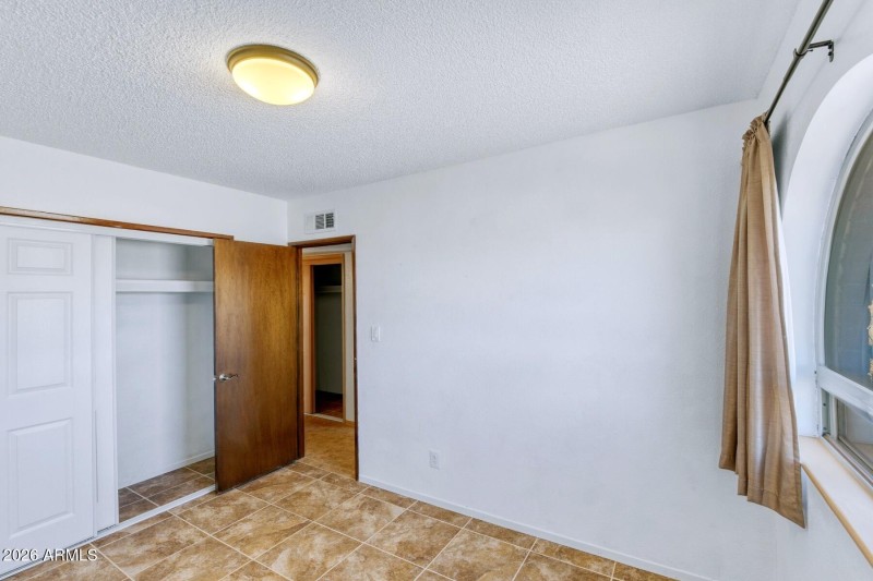 Guest Bedroom3.1 Apache