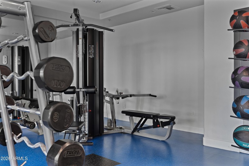 945 E Playa Del Norte Dr #4024-28