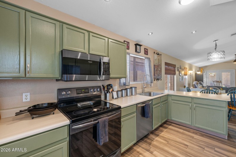 3523 W Saguaro Park Ln Glendale - 239