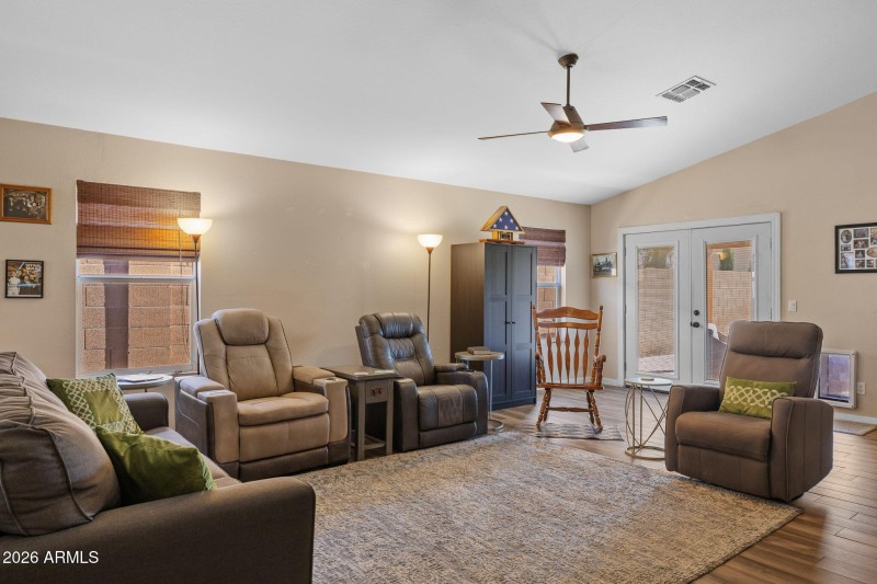 3523 W Saguaro Park Ln Glendale - 249