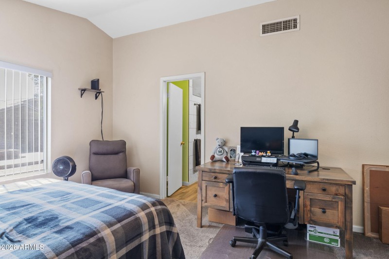 3523 W Saguaro Park Ln Glendale - 304