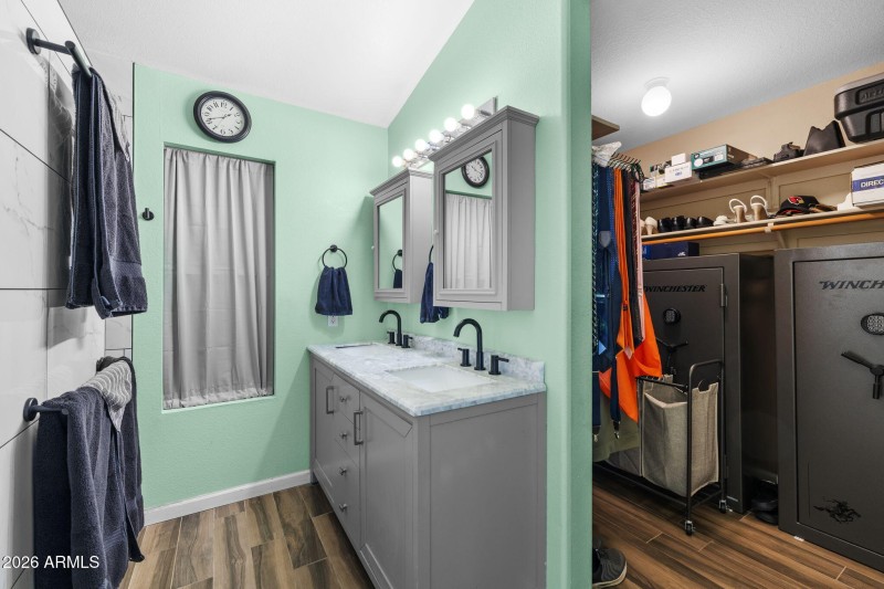 3523 W Saguaro Park Ln Glendale - 324