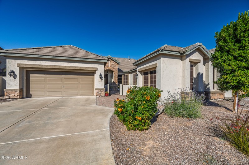 2384 E Grand Canyon Dr-3