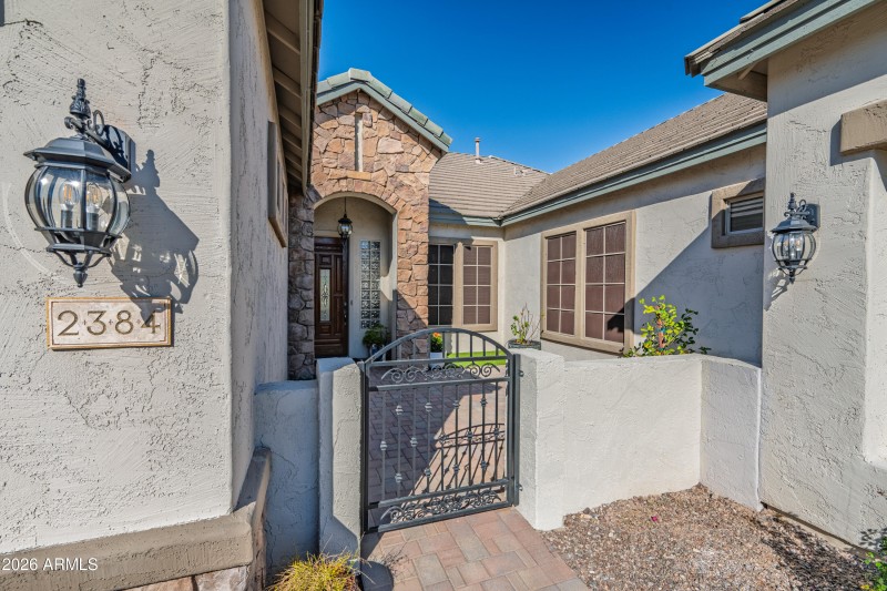 2384 E Grand Canyon Dr-4