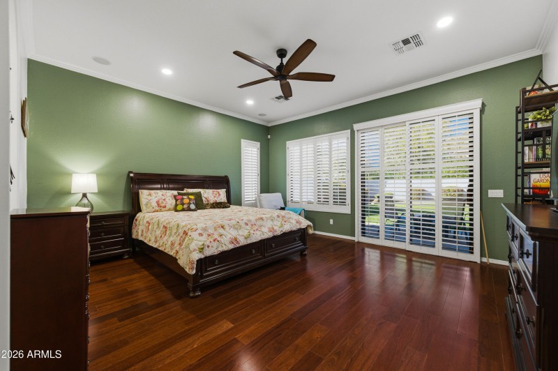 2384 E Grand Canyon Dr-14