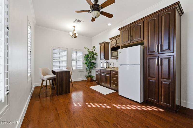 2384 E Grand Canyon Dr-27