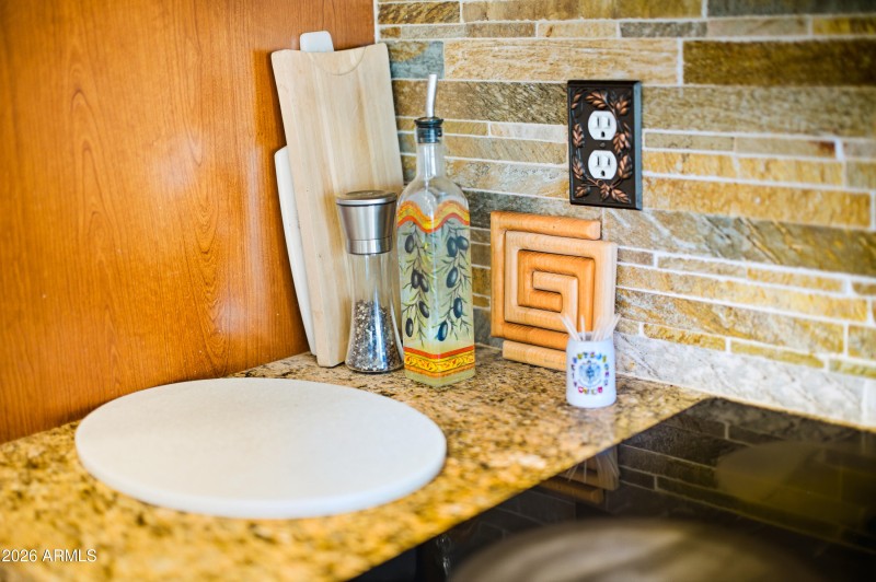 2384 E Grand Canyon Dr-46