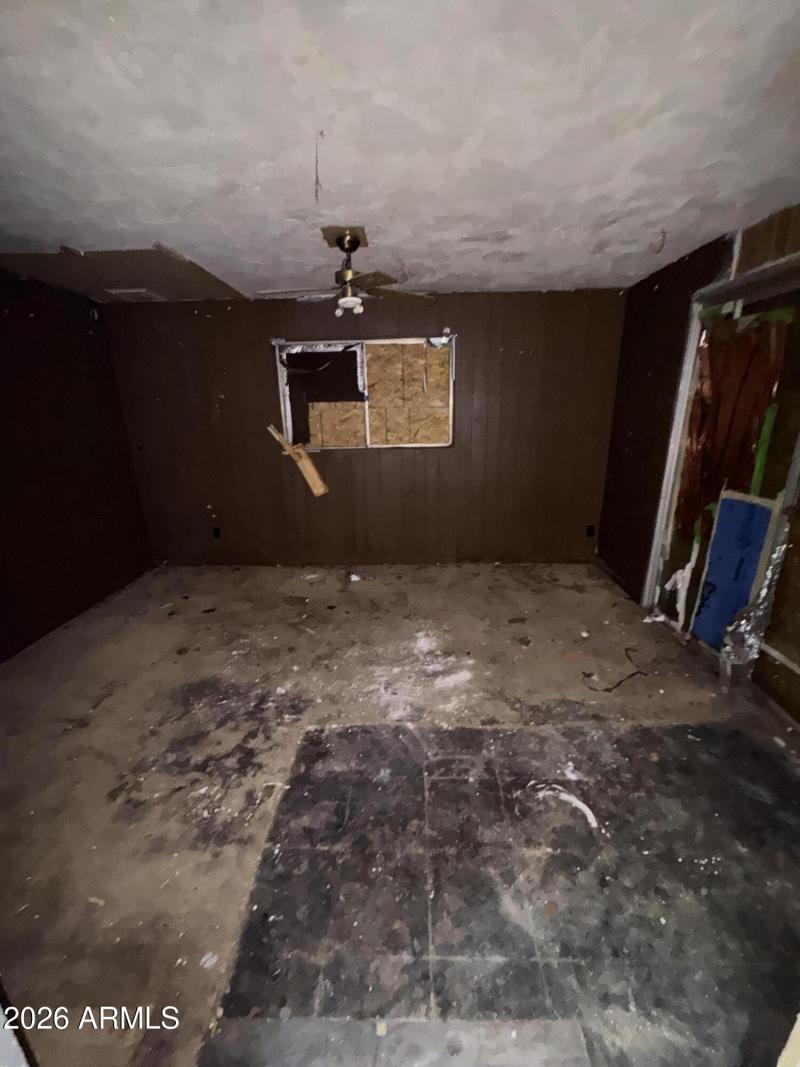 32DE3AA3-CA9C-4945-A128-B99B309ADAA6