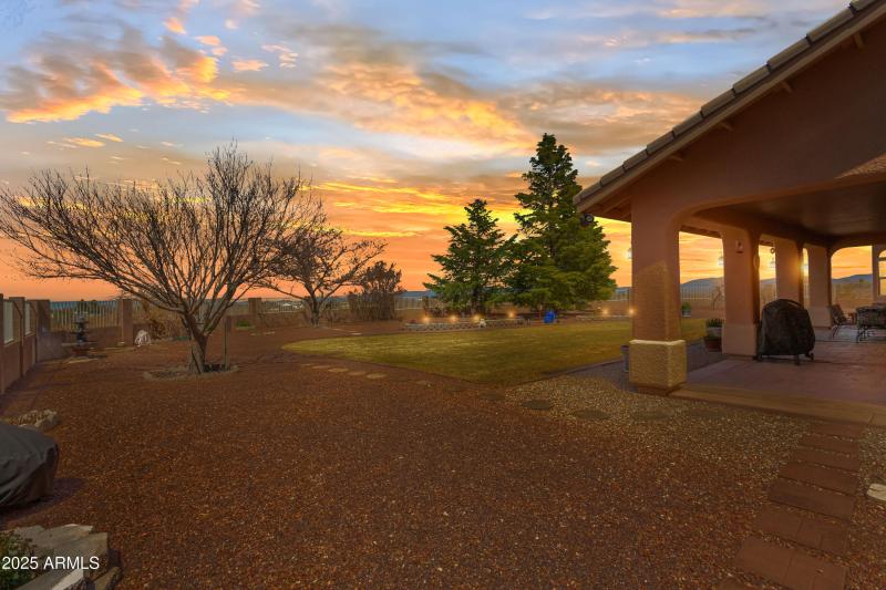 3000 S Pettit Lane (27)