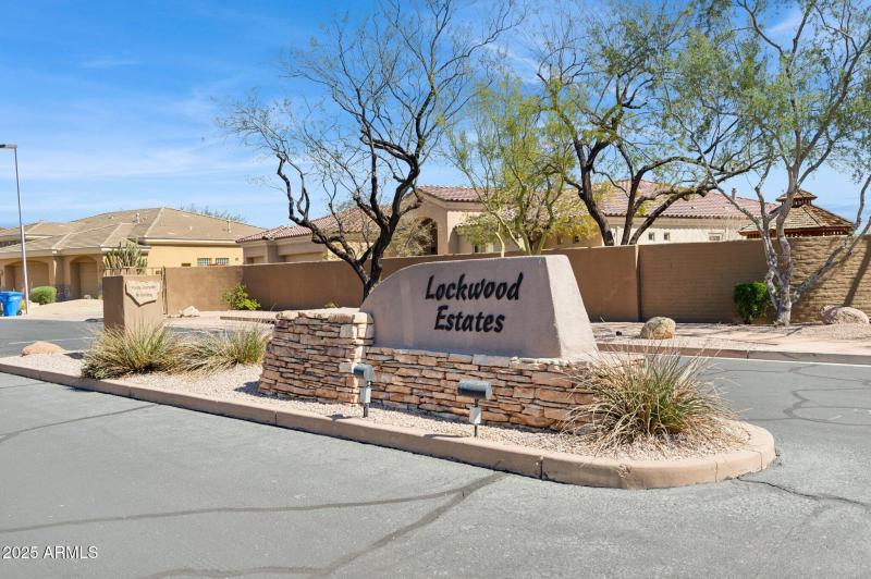 73-web-or-mls-22423-n-54th-pl