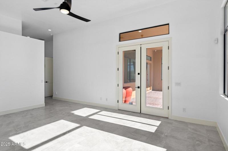 35-web-or-mls-22423-n-54th-pl