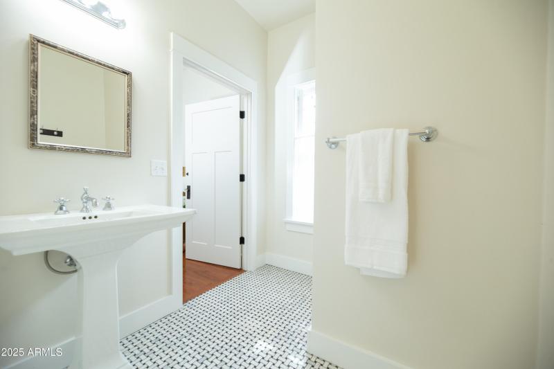 20 Bathroom in Second Primary