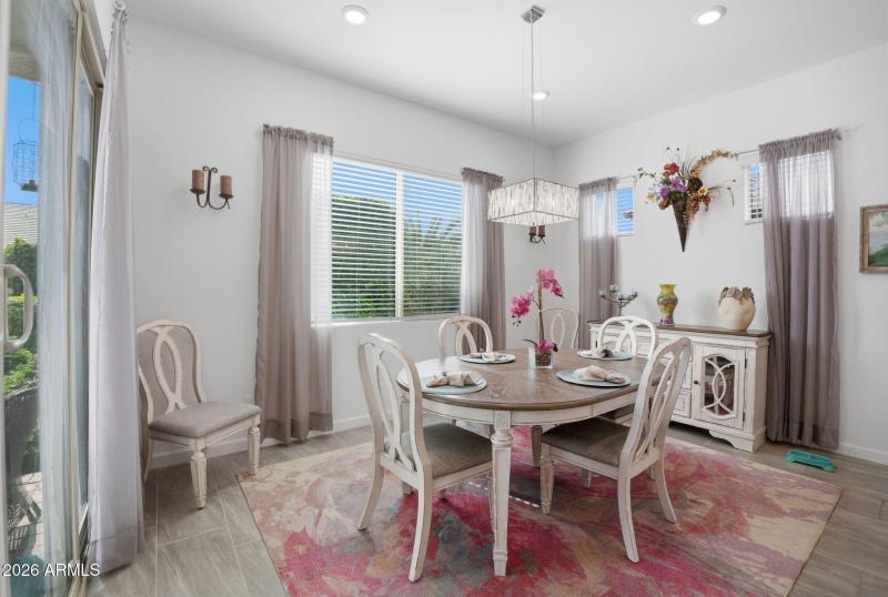 Arroyo Verde Dining Room