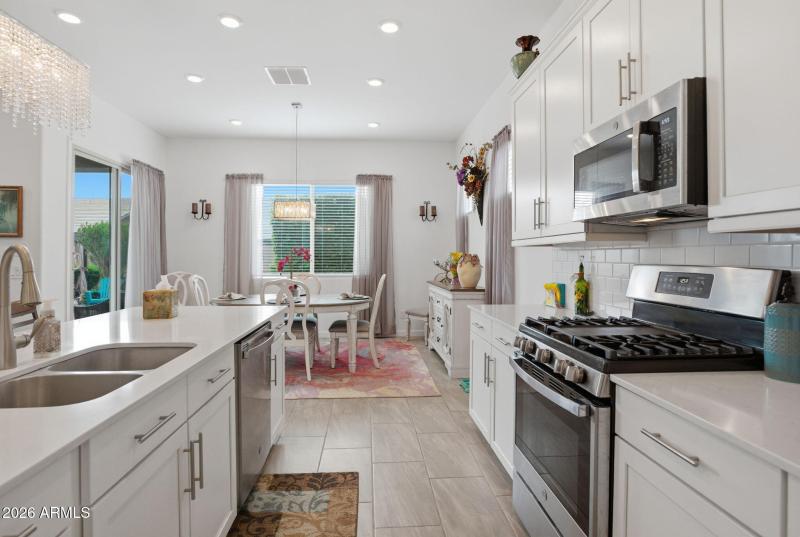 Arroyo Verde Open Kitchen