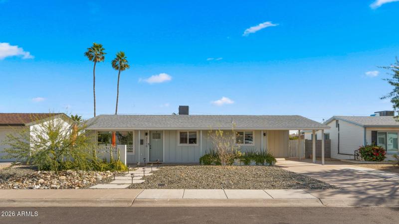 1-web-or-mls-Front yard2