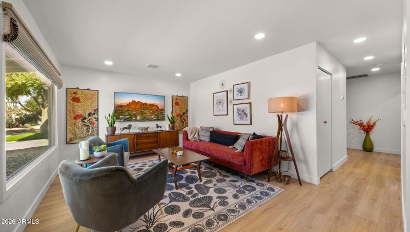 5-web-or-mls-Living Space3