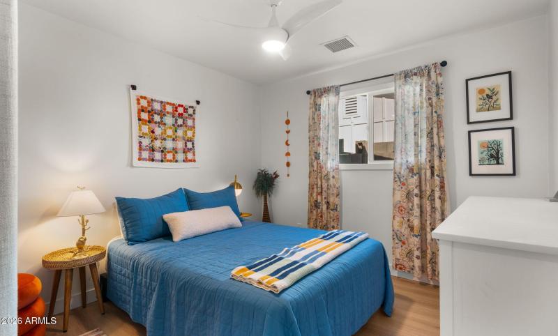25-web-or-mls-Secondary Bedroom2
