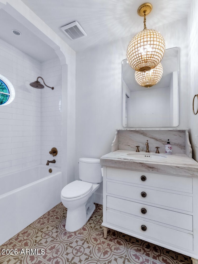 5119 N 41st St-large-042-032-5119 N 41st