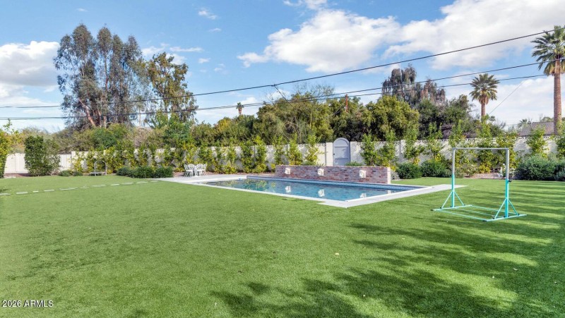 5119 N 41st St-large-049-023-5119 N 41st