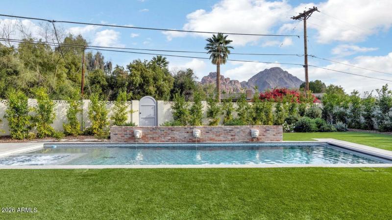 5119 N 41st St-large-053-018-5119 N 41st