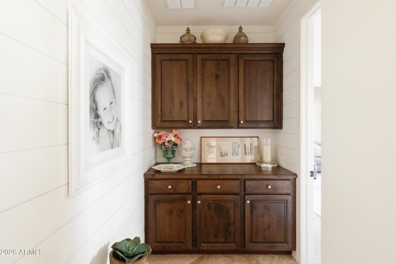 Primary Suite 1 Hallway - Main Level