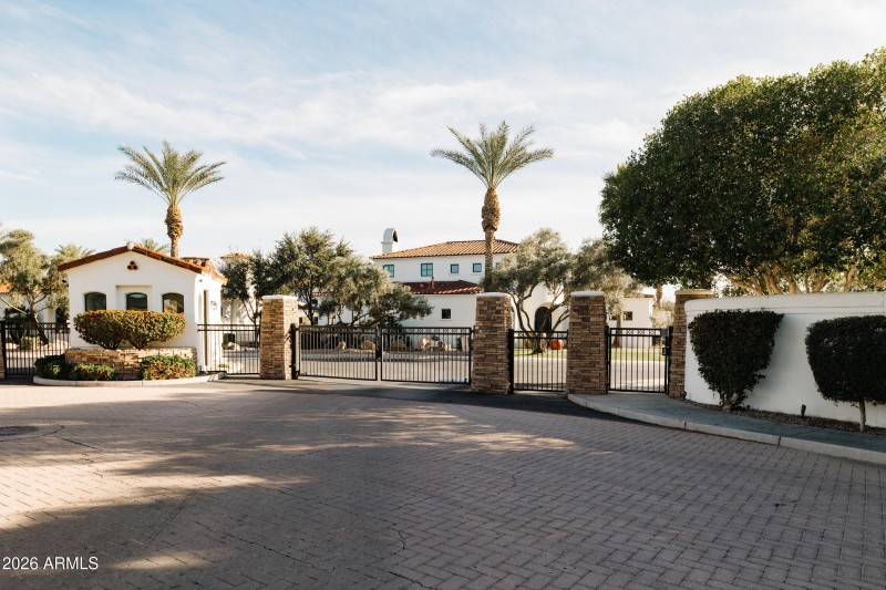 Front Gate - Villas at Ocotillo