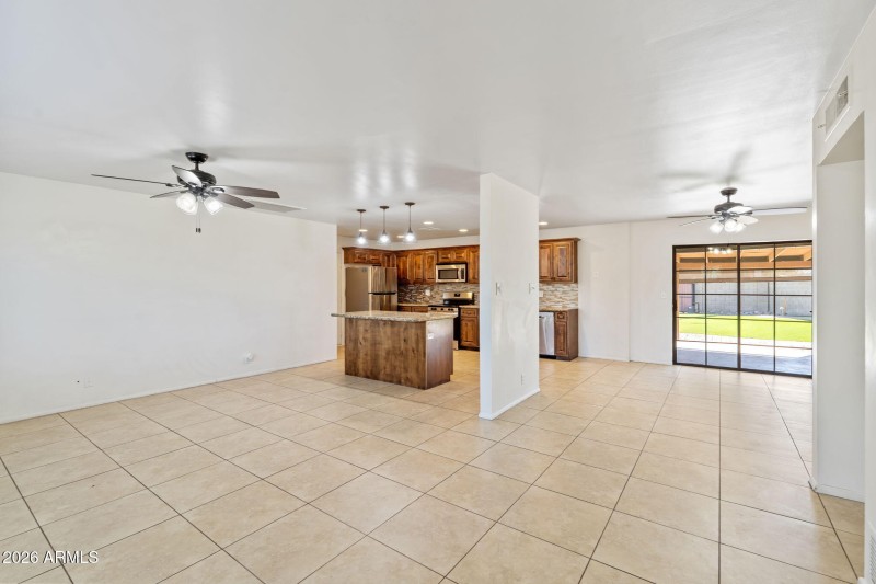 2055 W Edgemont Avenue, Phoenix 85009