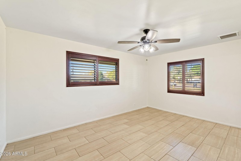 2055 W Edgemont Avenue, Phoenix 85009