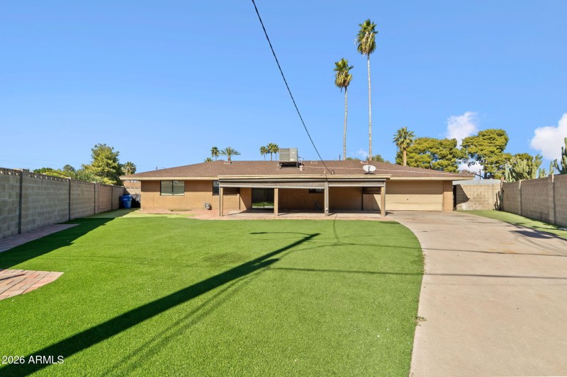2055 W Edgemont Avenue, Phoenix 85009