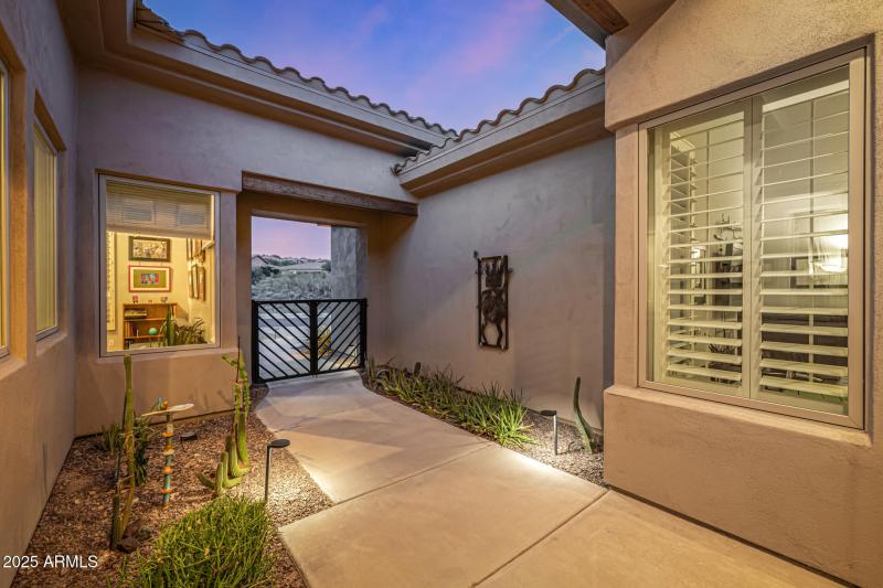 Gated Courtyard 14523 E Charter Oak Dr