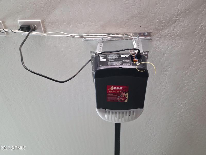 Misc-Garage_Door_Opener