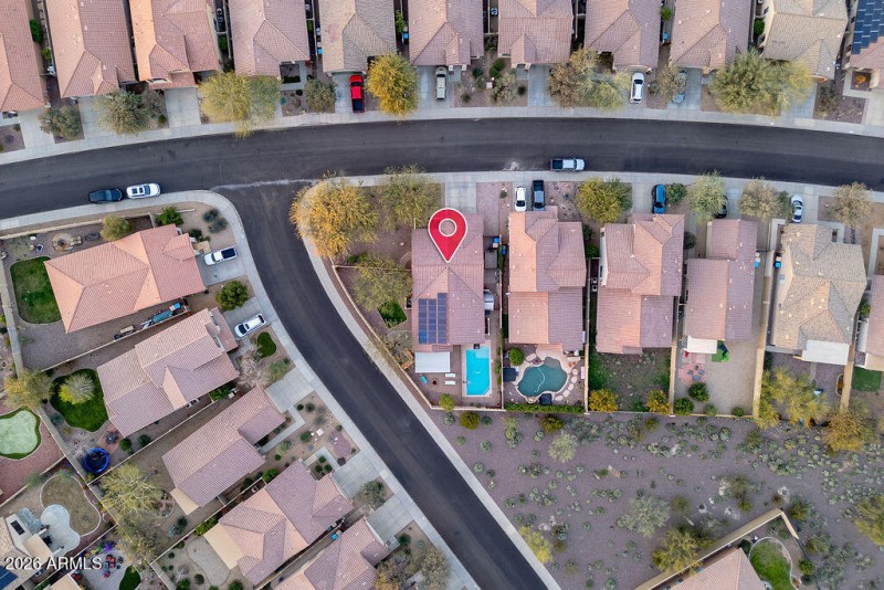 ONLY 1 NEIGHBOR 2631 W PATAGONIA WAY