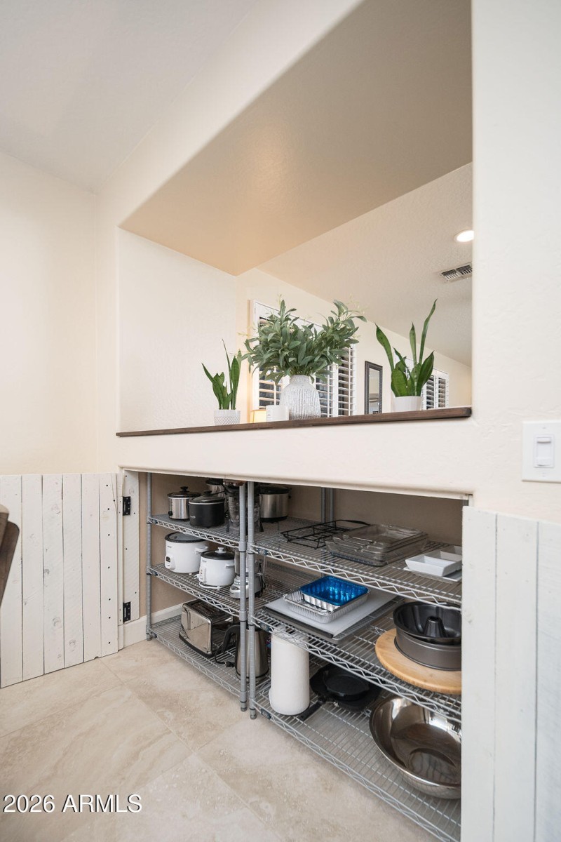 KITCHEN STORAGE 2631 W PATAGONIA WAY