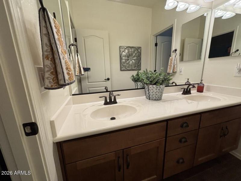 A231B4DD-8048-462E-A0E6-F09790690160_1_1