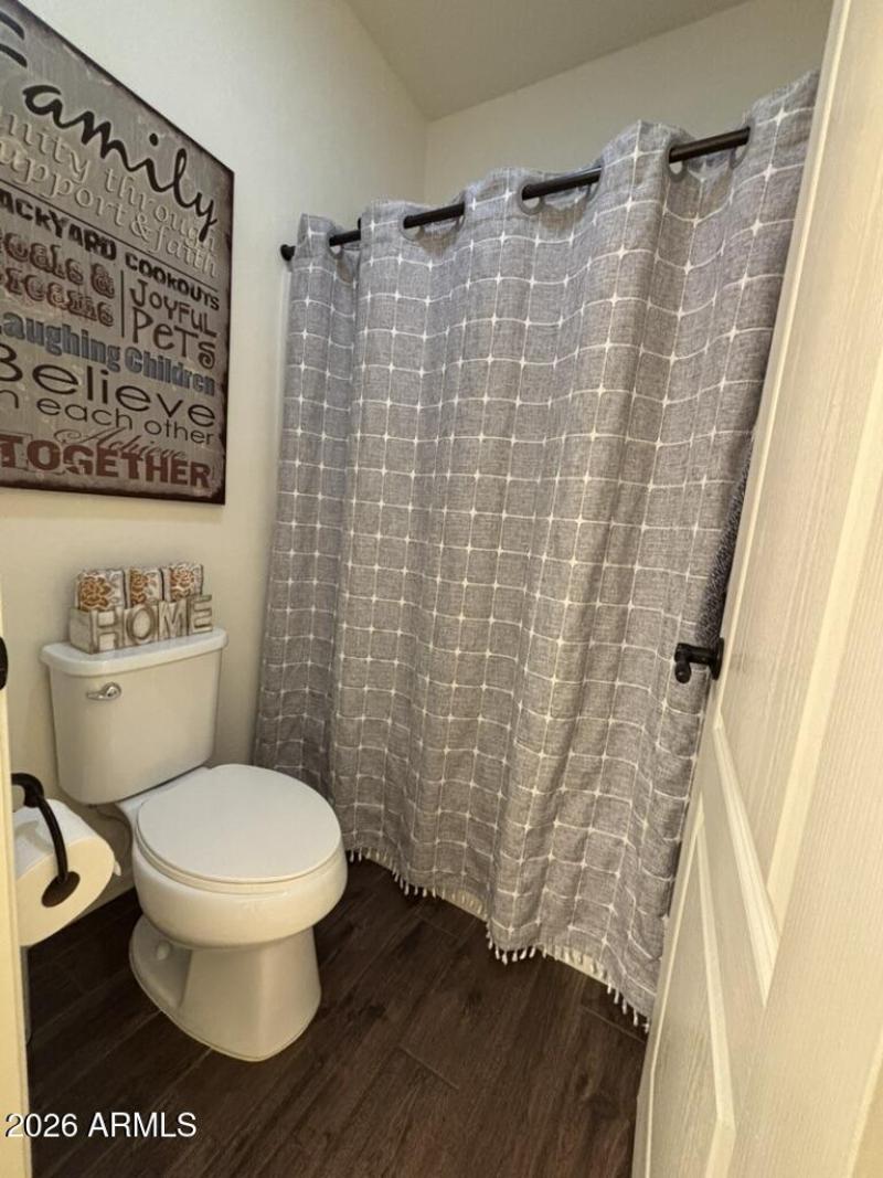 50B09175-DD3D-45A4-941F-C8AEE8393447_1_1