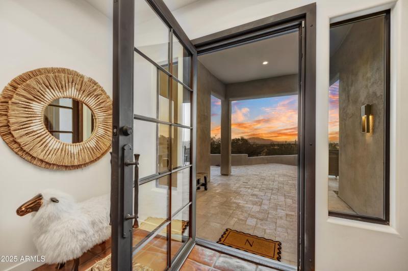 006_Front Entry View