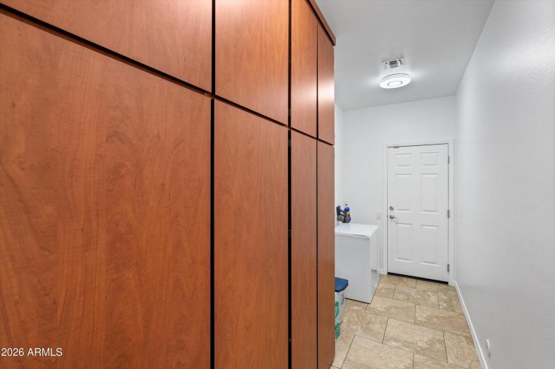 23-Storage and Freezer