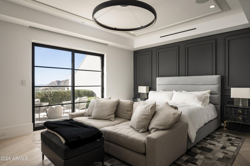 Guest Ensuite on Main Level