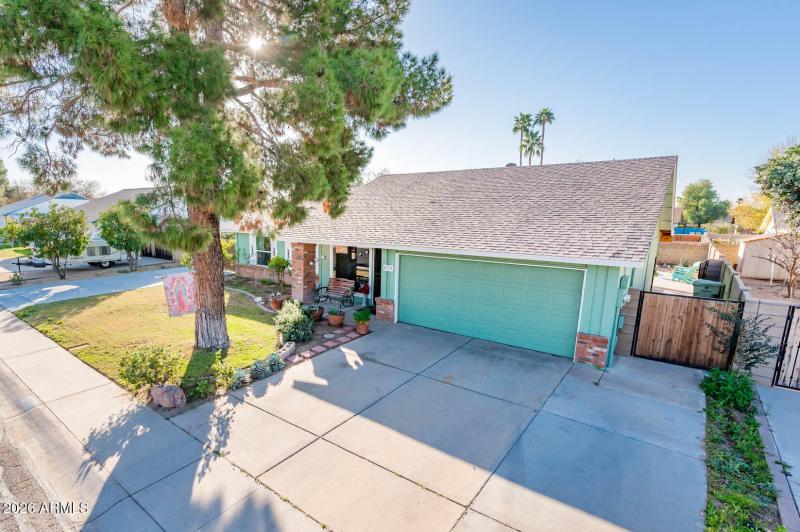 6313 W Cortez St - MLS-7