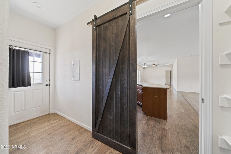 39624 N Central Ave 00035