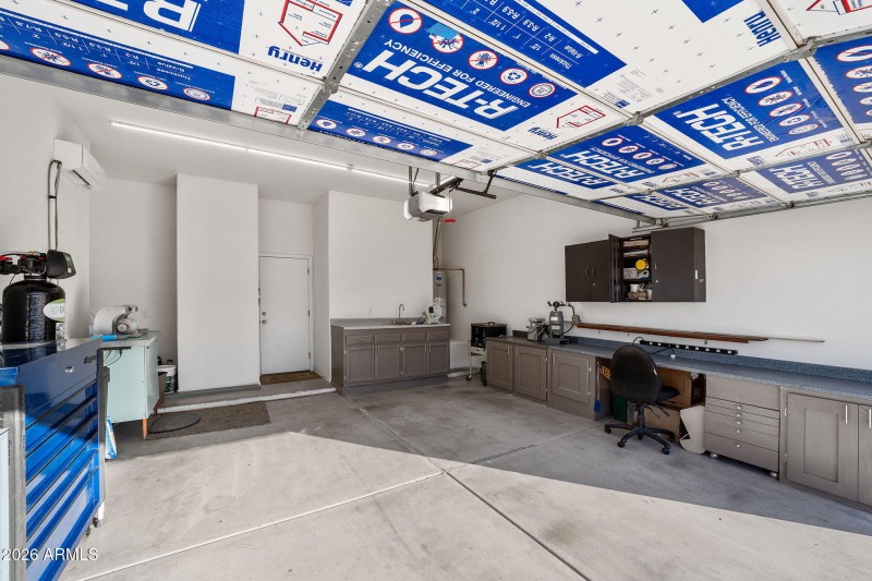 Insulated Garage with AC