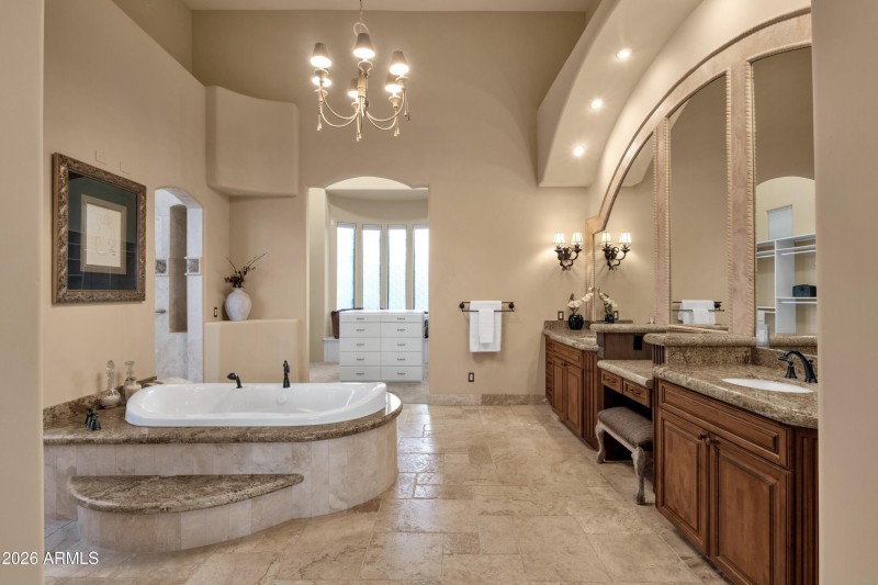 031_Primary Ensuite Bathroom