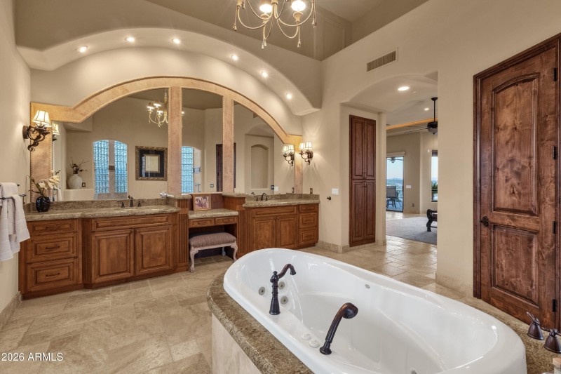 033_Primary Ensuite Bathroom III