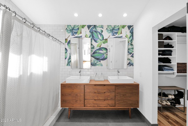 15-web-or-mls-P1471367