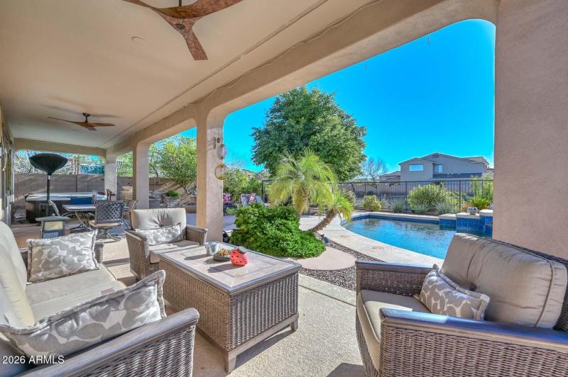 Covered Patio-Backyard