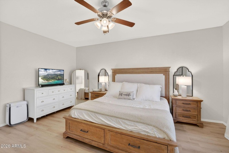 13-web-or-mls-12-E Lark Ct