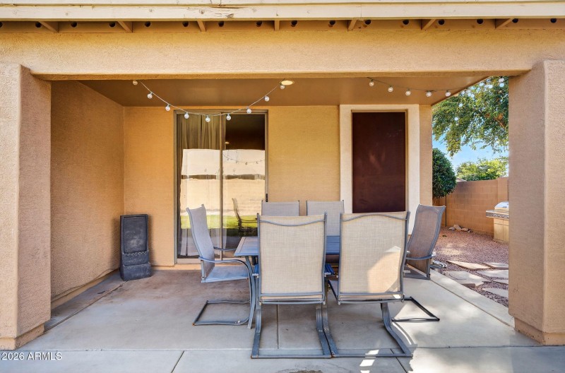 33-web-or-mls-30-E Lark Ct