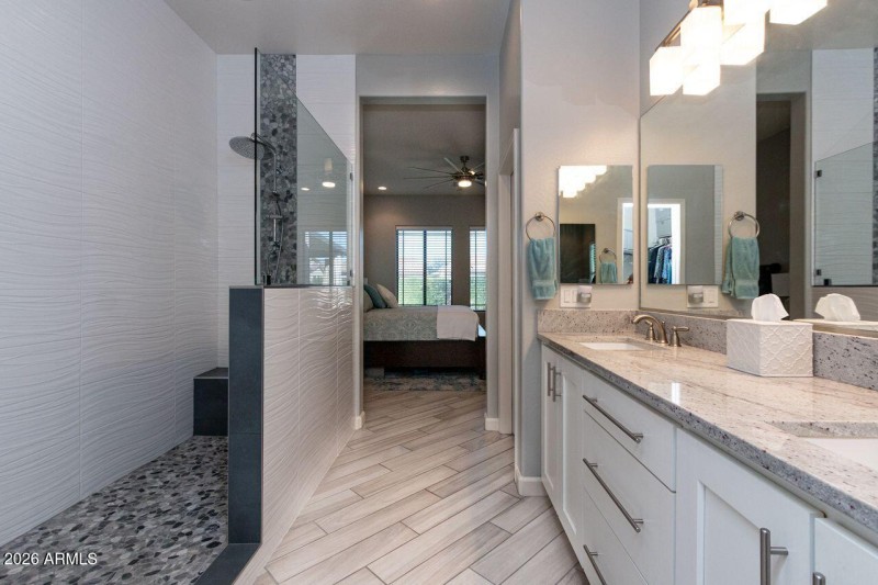 Tiled Walk In Shower