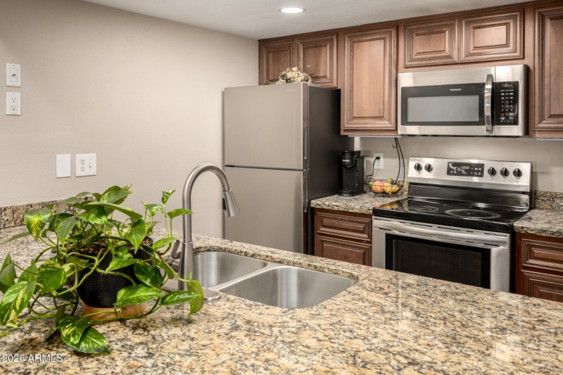 Huge Bar and Updated Kitchen